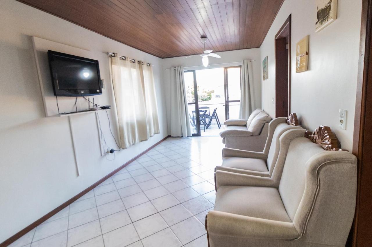 בומבינאס Apartamento Cobertura - 140 Metros Da Praia מראה חיצוני תמונה
